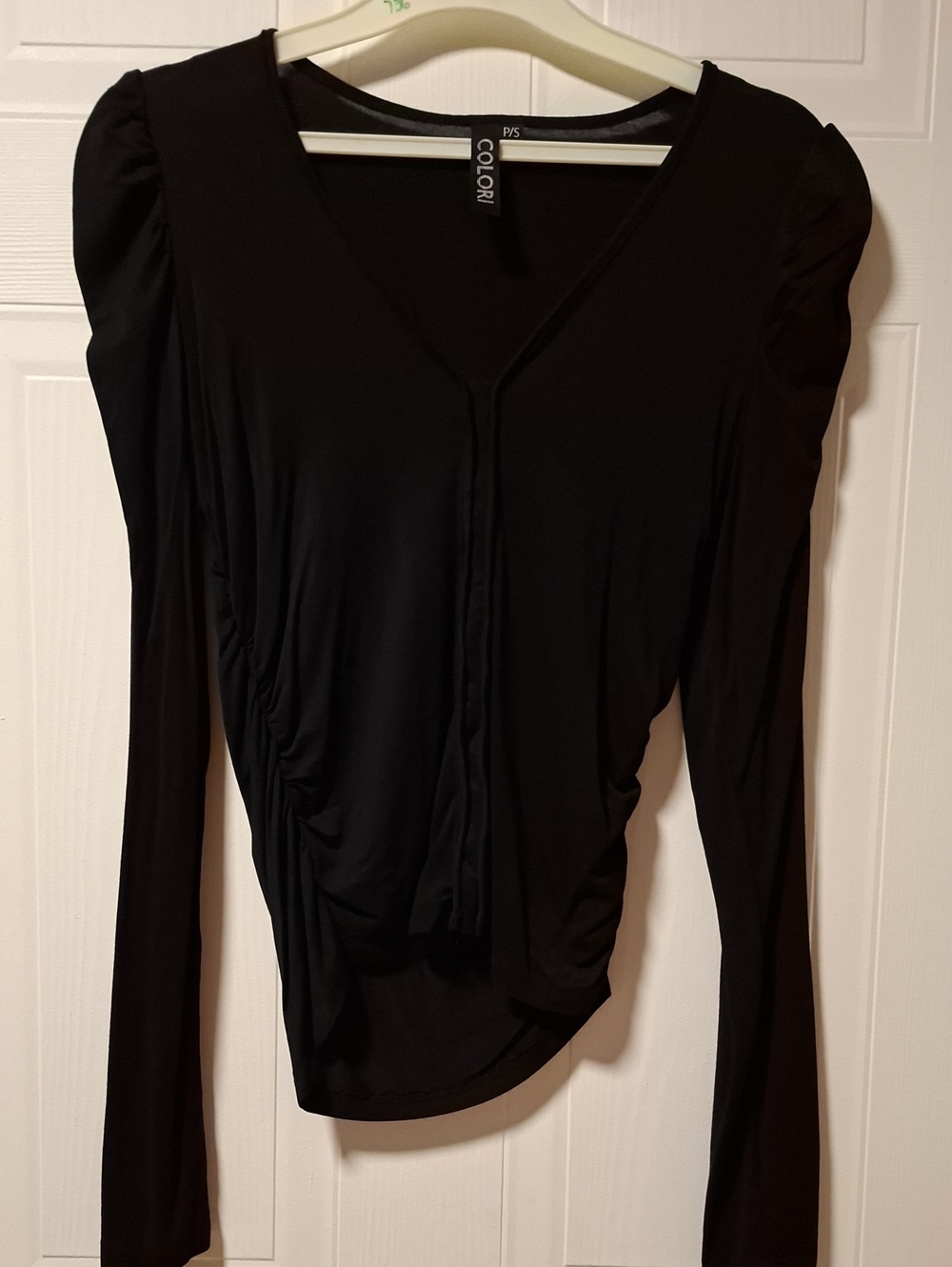 Colori Black V-Neck Long Sleeve Ruched Women's Top